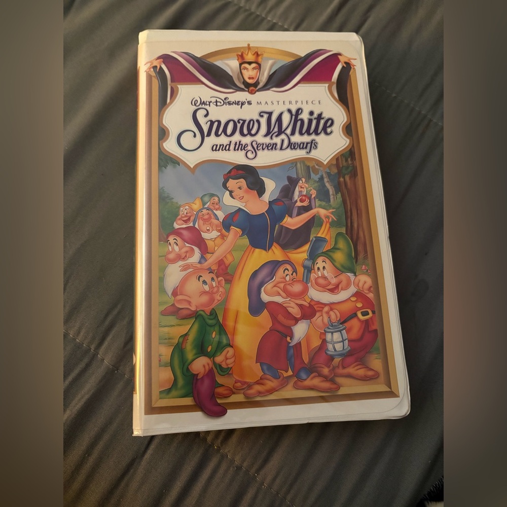 Disney Snow White VHS